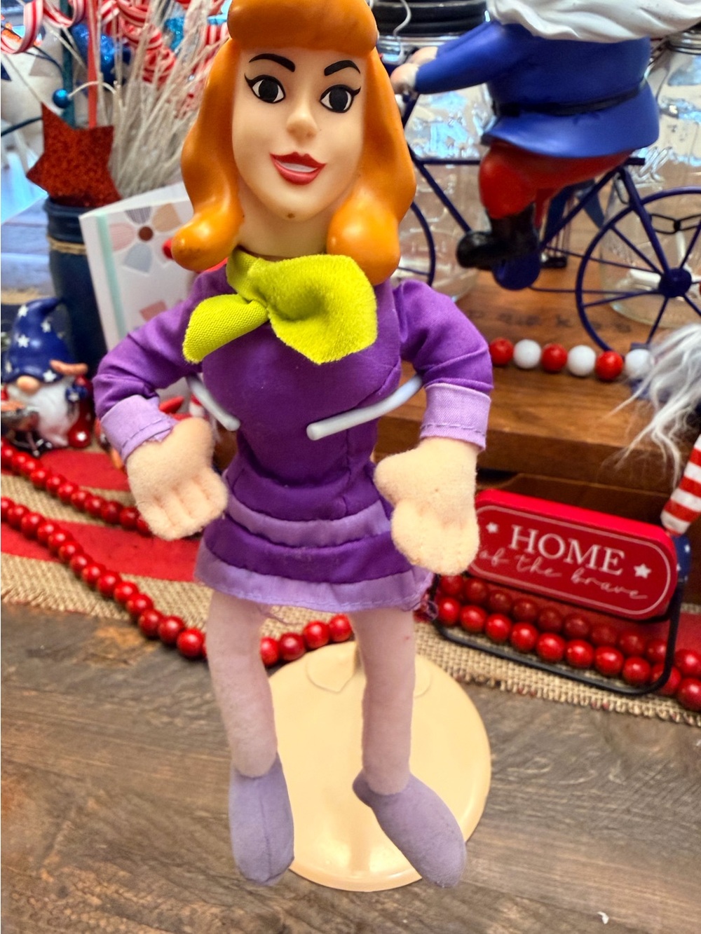 Y2K CARTOON NETWORK 2000 SCOOBY-DOO PLUSH BEAN BAG DOLL FIGURE DAPHNE VINYL FACE